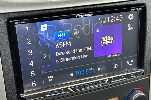 Used 2005 Chevrolet Corvette Convertible w/ Preferred Equipment Group image 23