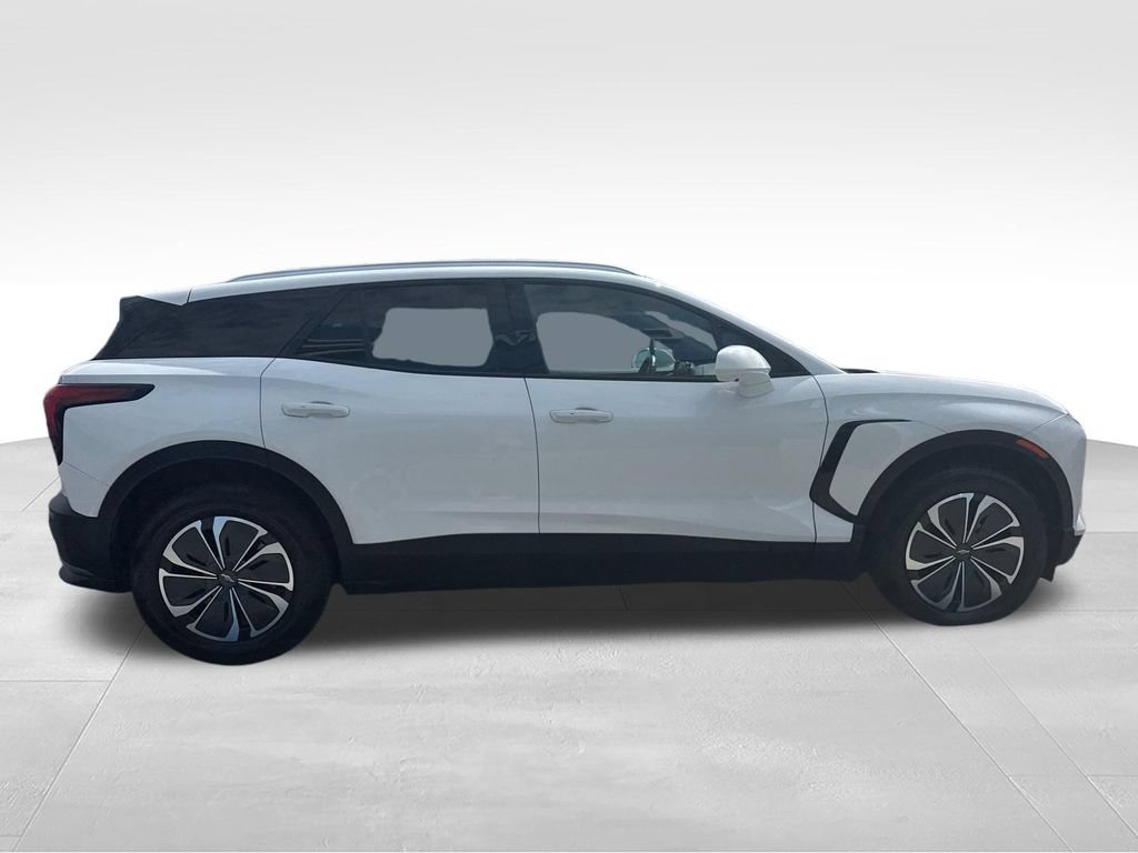 Used 2024 Chevrolet Blazer EV LT AWD/4WD image 7