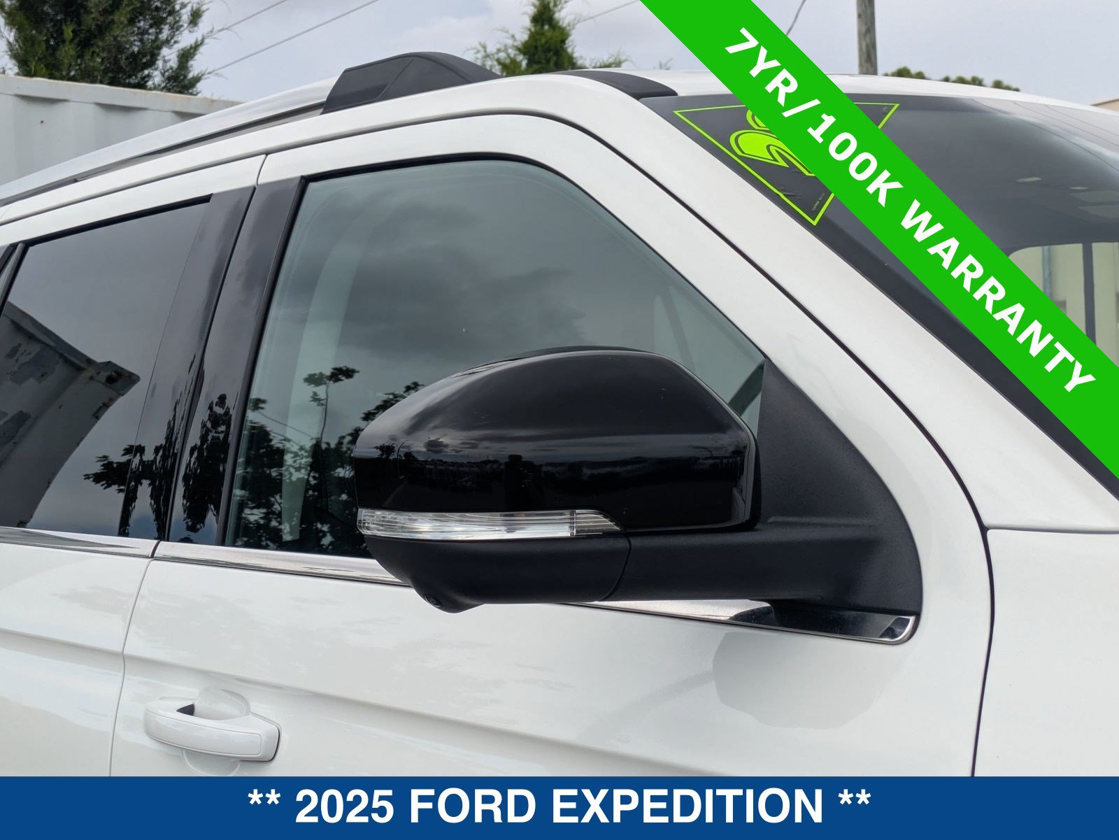 Certified 2025 Ford Expedition Platinum w/ Driver's Package AWD/4WD image 11