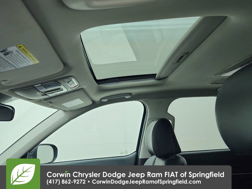 Used 2025 Kia Telluride S AWD/4WD image 29