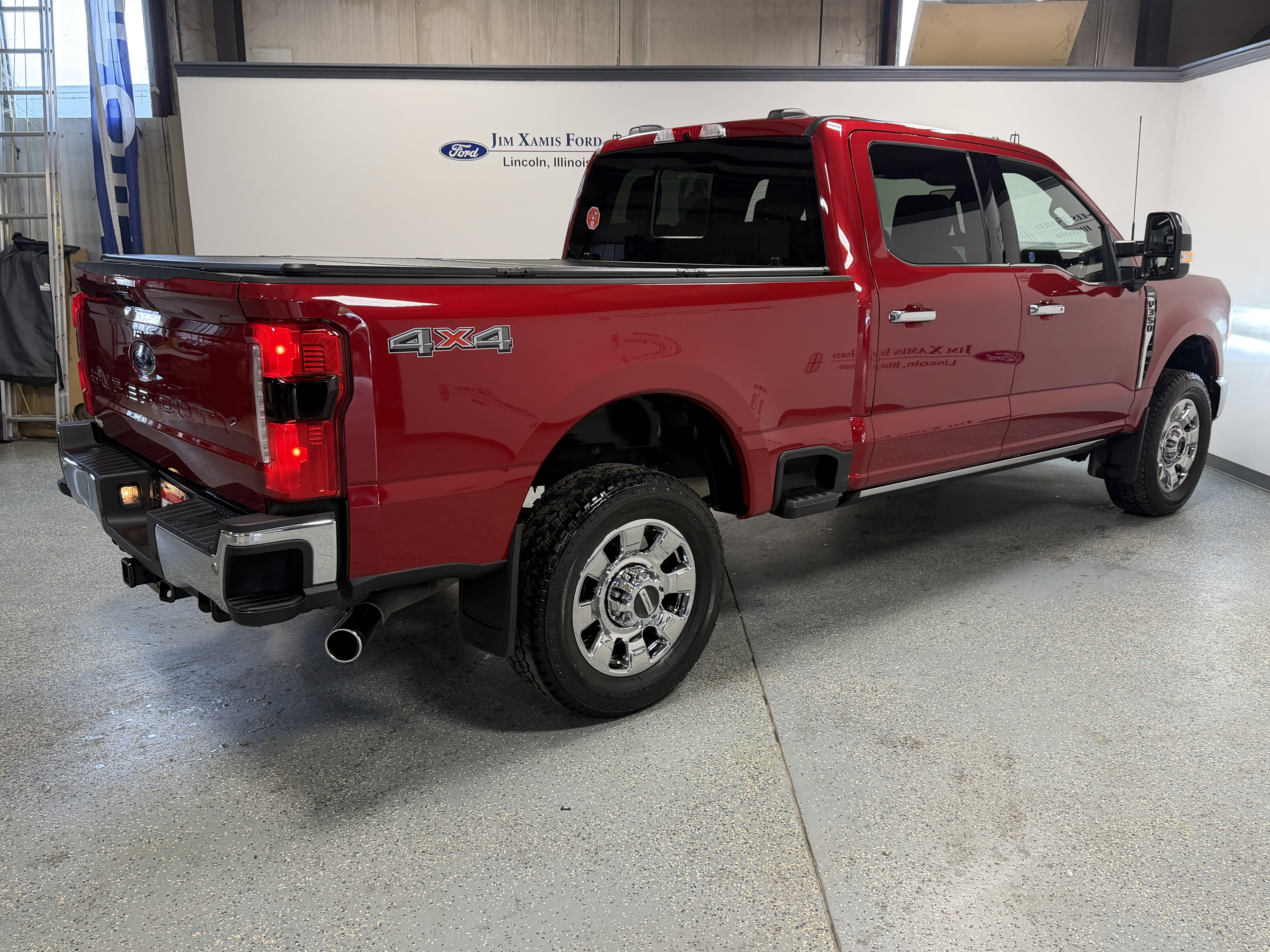 Used 2024 Ford F350 Lariat w/ Lariat Ultimate Package AWD/4WD image 37