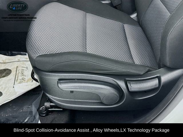 Used 2025 Kia Soul LX w/ LX Technology Package image 18