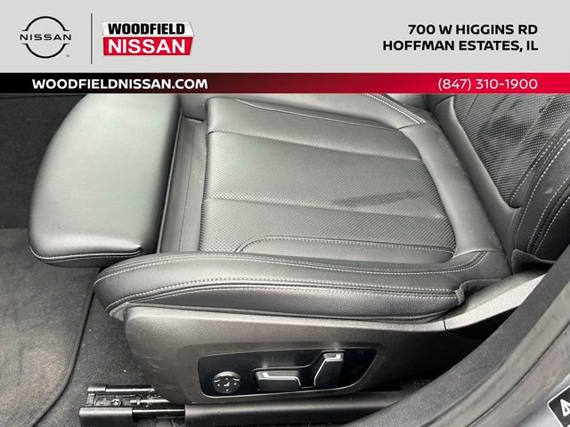 Used 2024 BMW 330i xDrive 330i xDrive image 22