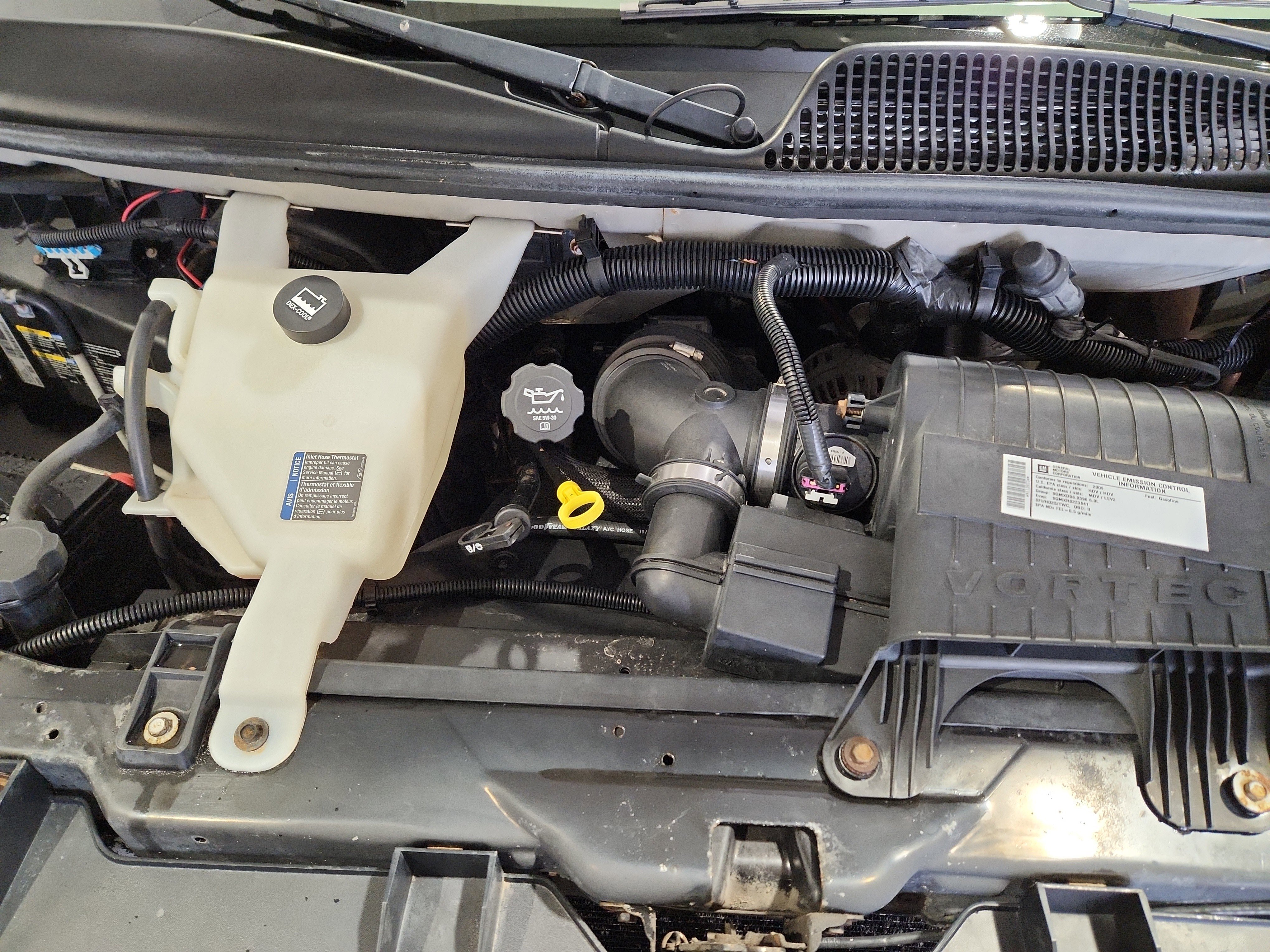 Used 2009 Chevrolet Express 2500 Extended image 19