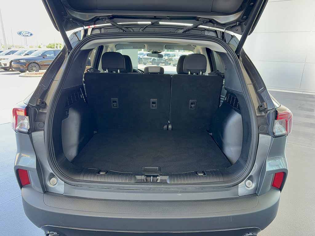 Certified 2022 Ford Escape SE w/ SE Sport Appearance Package AWD/4WD image 7
