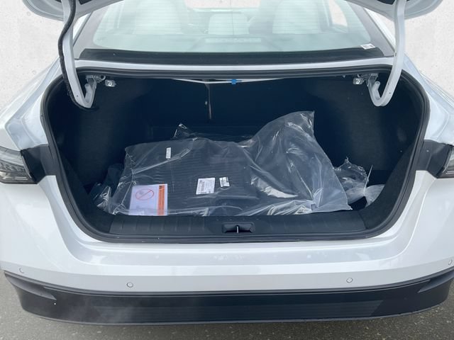 New 2026 Nissan Sentra SL w/ Floor Mat Package FWD image 32