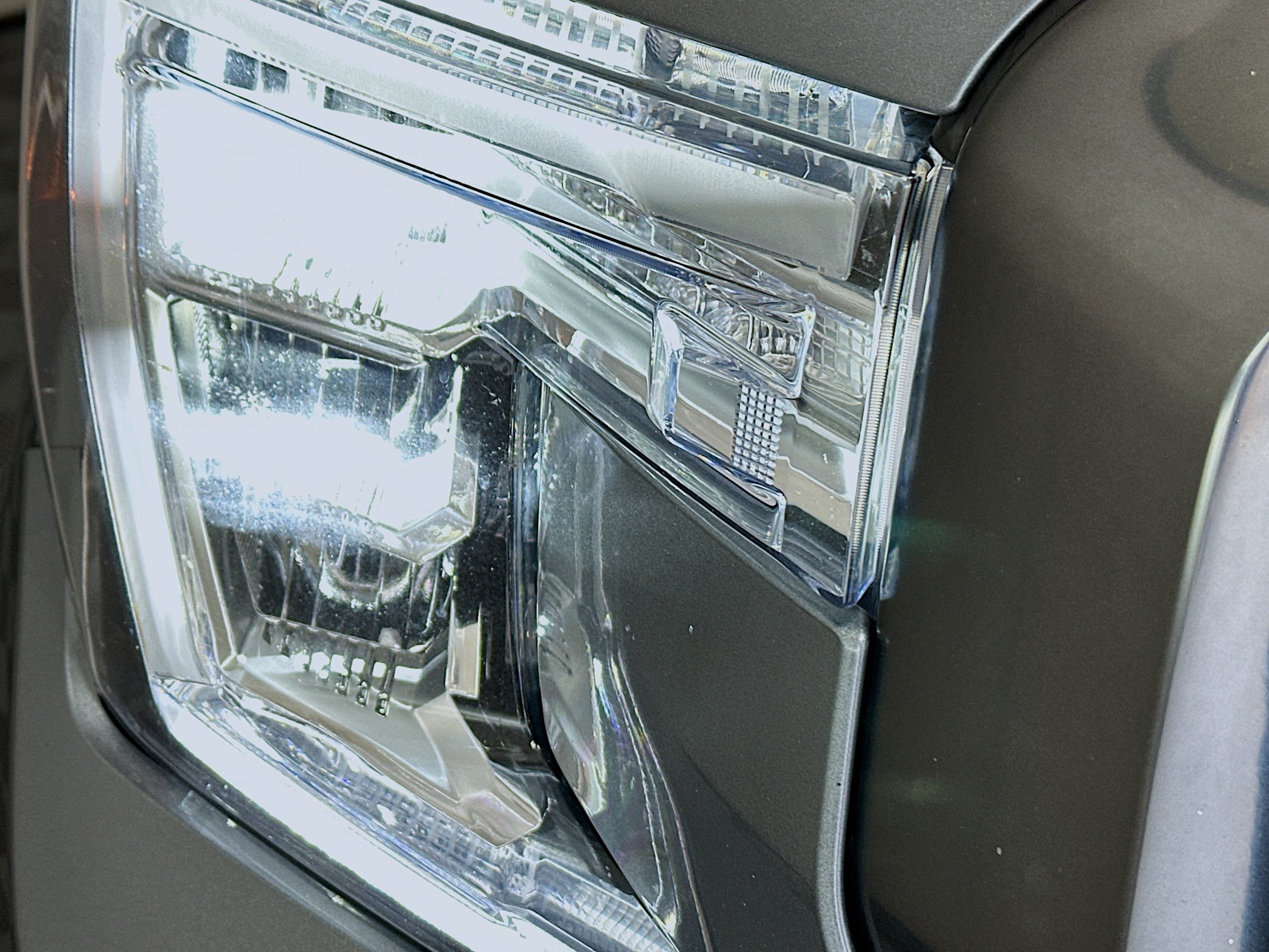 Used 2021 GMC Sierra 1500 AT4 w/ AT4 Premium Package AWD/4WD image 9