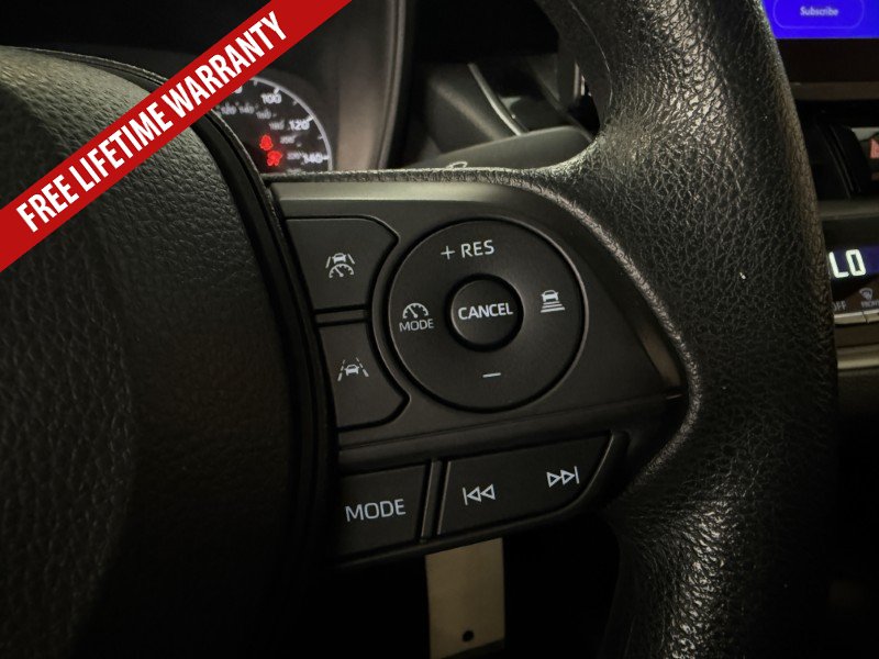 Used 2023 Toyota Corolla LE FWD image 30