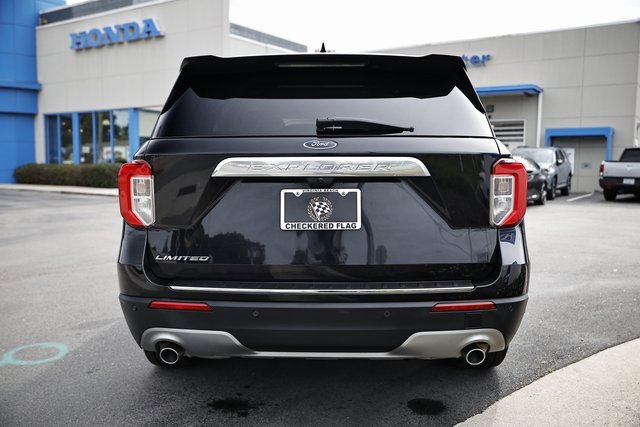 Used 2022 Ford Explorer Limited w/ Equipment Group 301A image 10