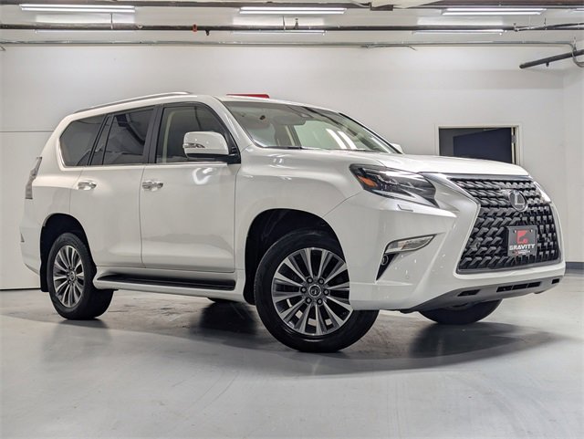 Used 2020 Lexus GX 460 Luxury w/ Accessory Package image 2