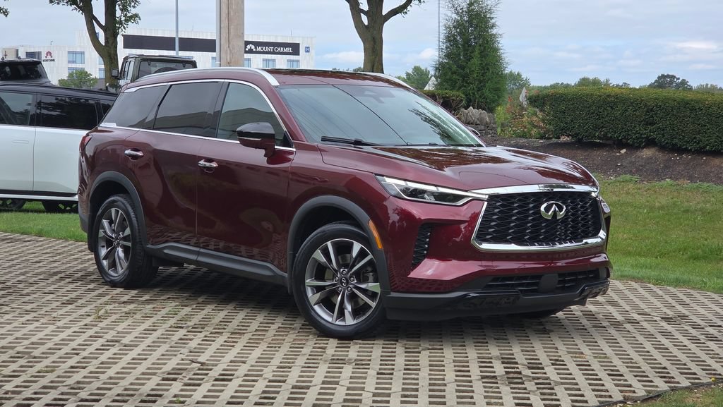 Used 2023 INFINITI QX60 Luxe w/ Cargo Package AWD/4WD image 4