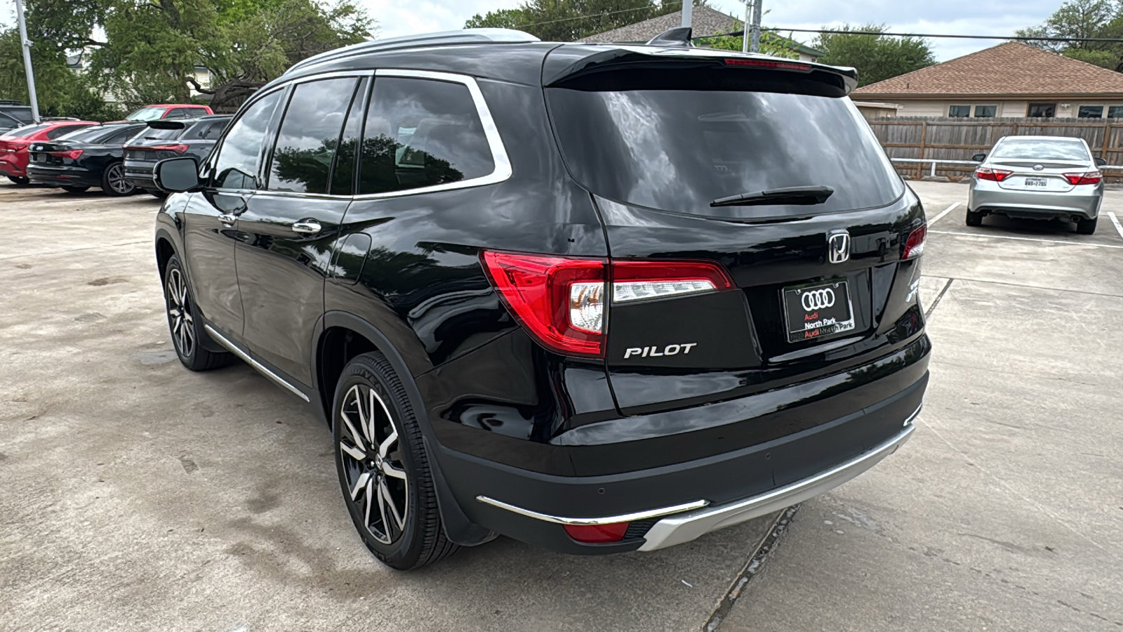 Used 2022 Honda Pilot Elite image 5