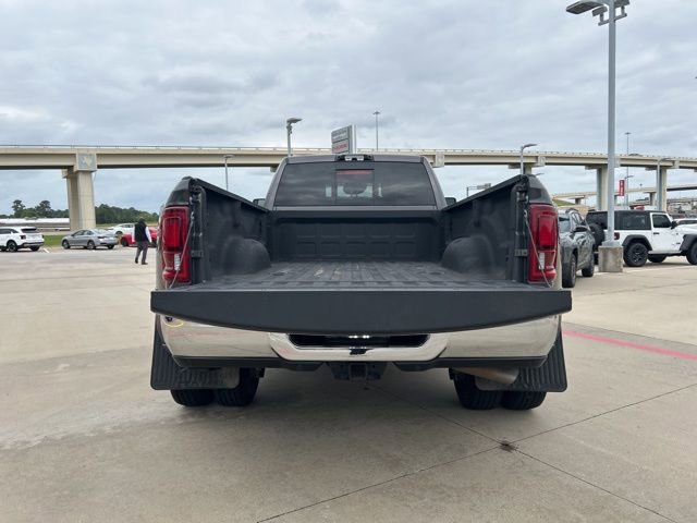 Used 2025 RAM 3500 Laramie AWD/4WD image 10