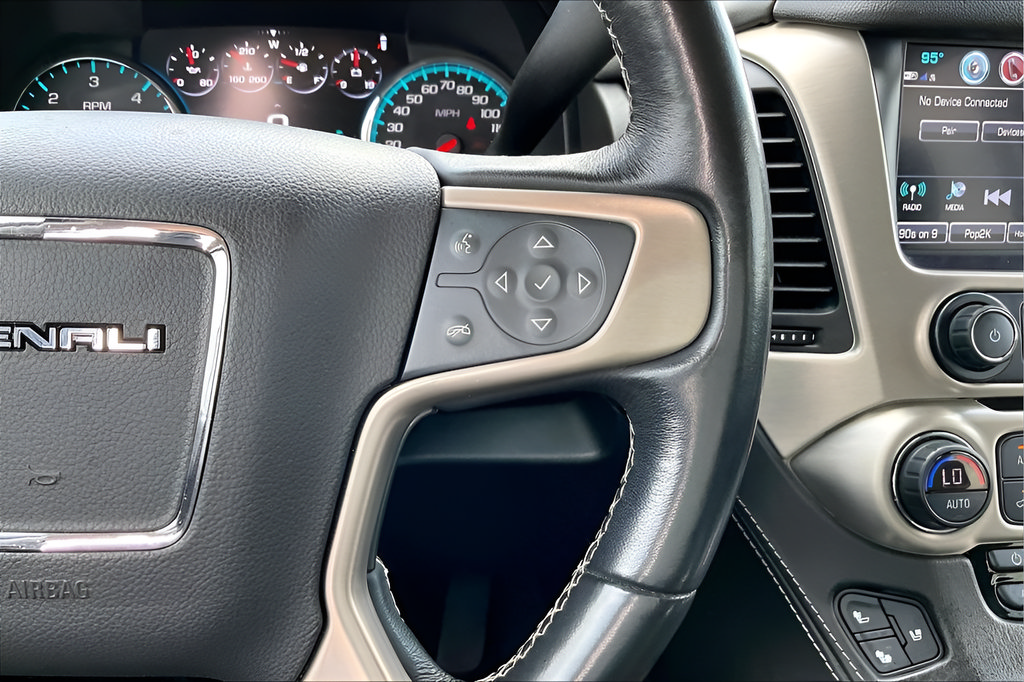 Used 2020 GMC Yukon Denali w/ Denali Ultimate Package RWD image 11