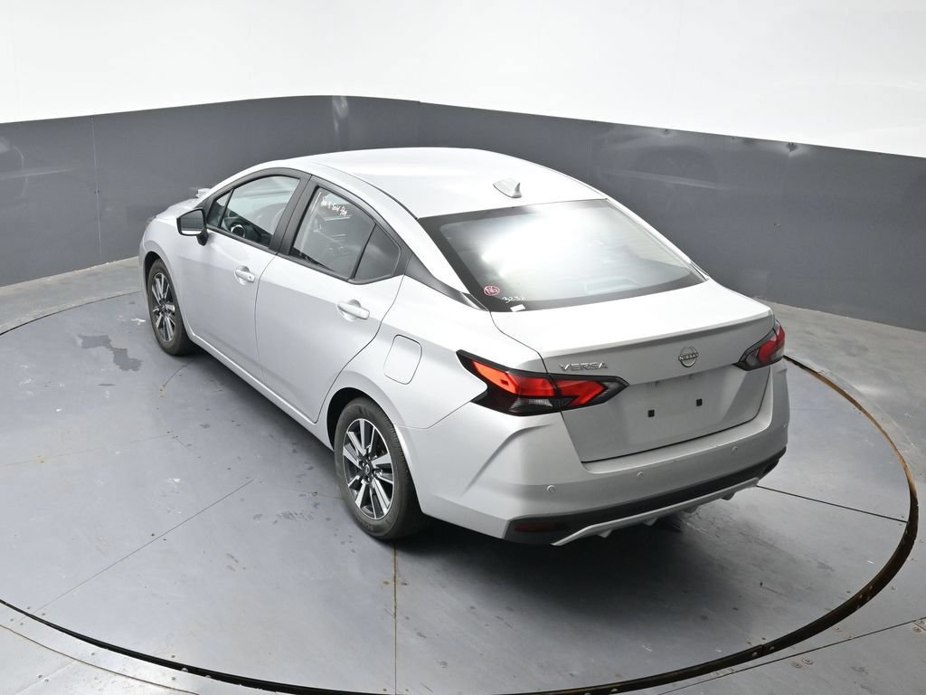 Used 2025 Nissan Versa SV FWD image 19