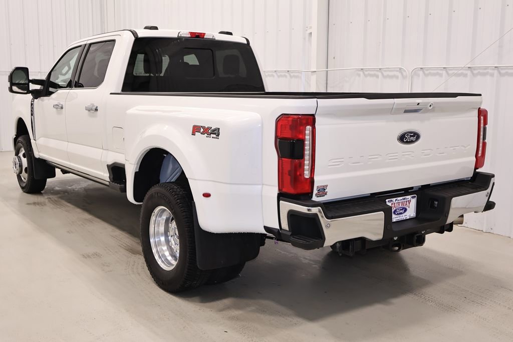Certified 2025 Ford F350 Lariat w/ Lariat Ultimate Package image 8