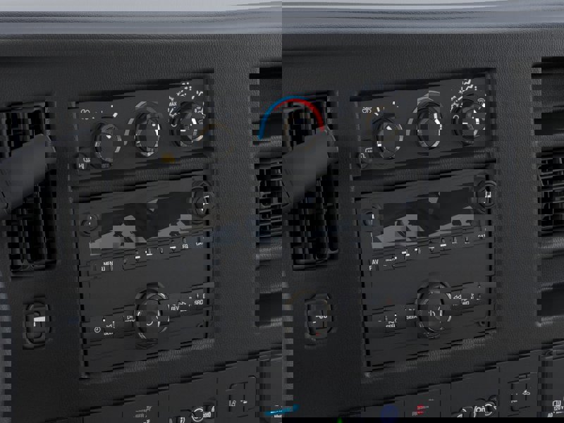 New 2026 Chevrolet Express 2500 Extended image 44