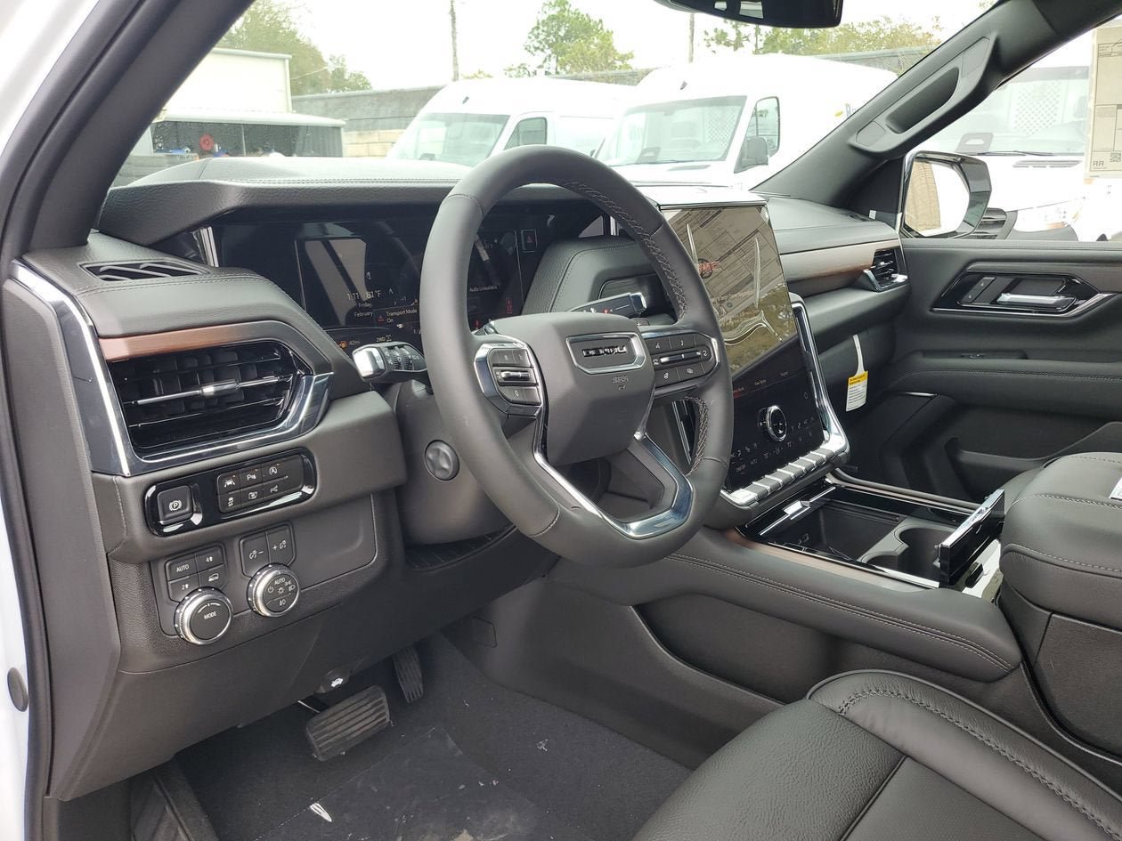 New 2026 GMC Yukon XL Denali w/ Sun & Power Step Package AWD/4WD image 20