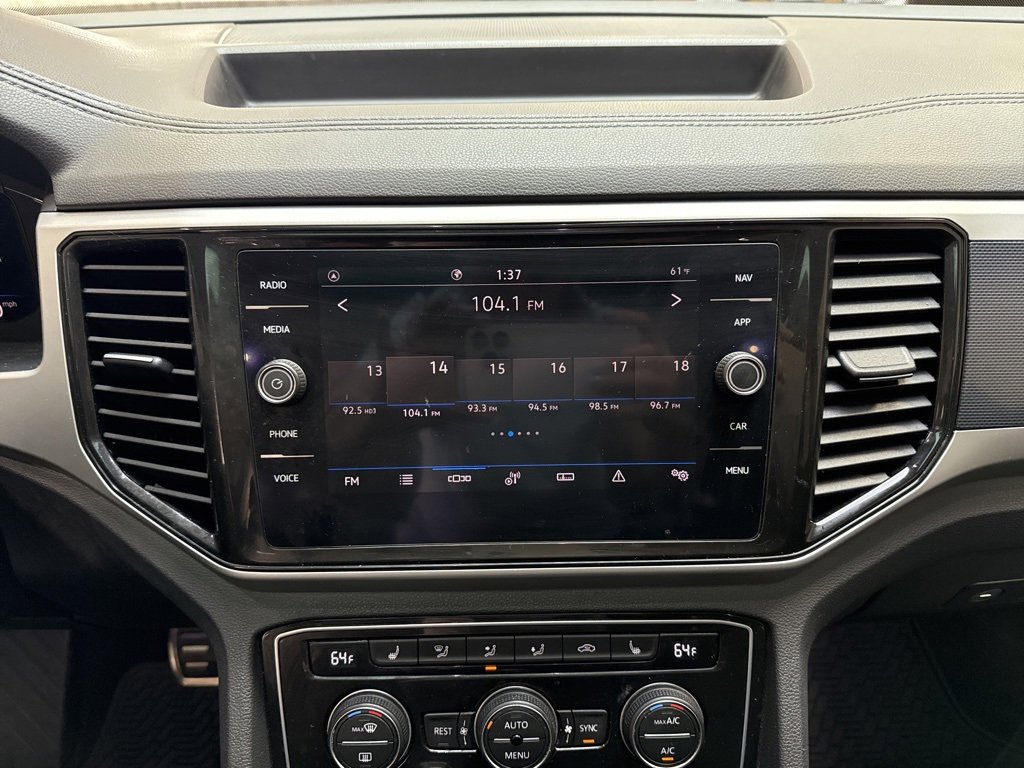 Used 2021 Volkswagen Atlas SEL R-Line image 23