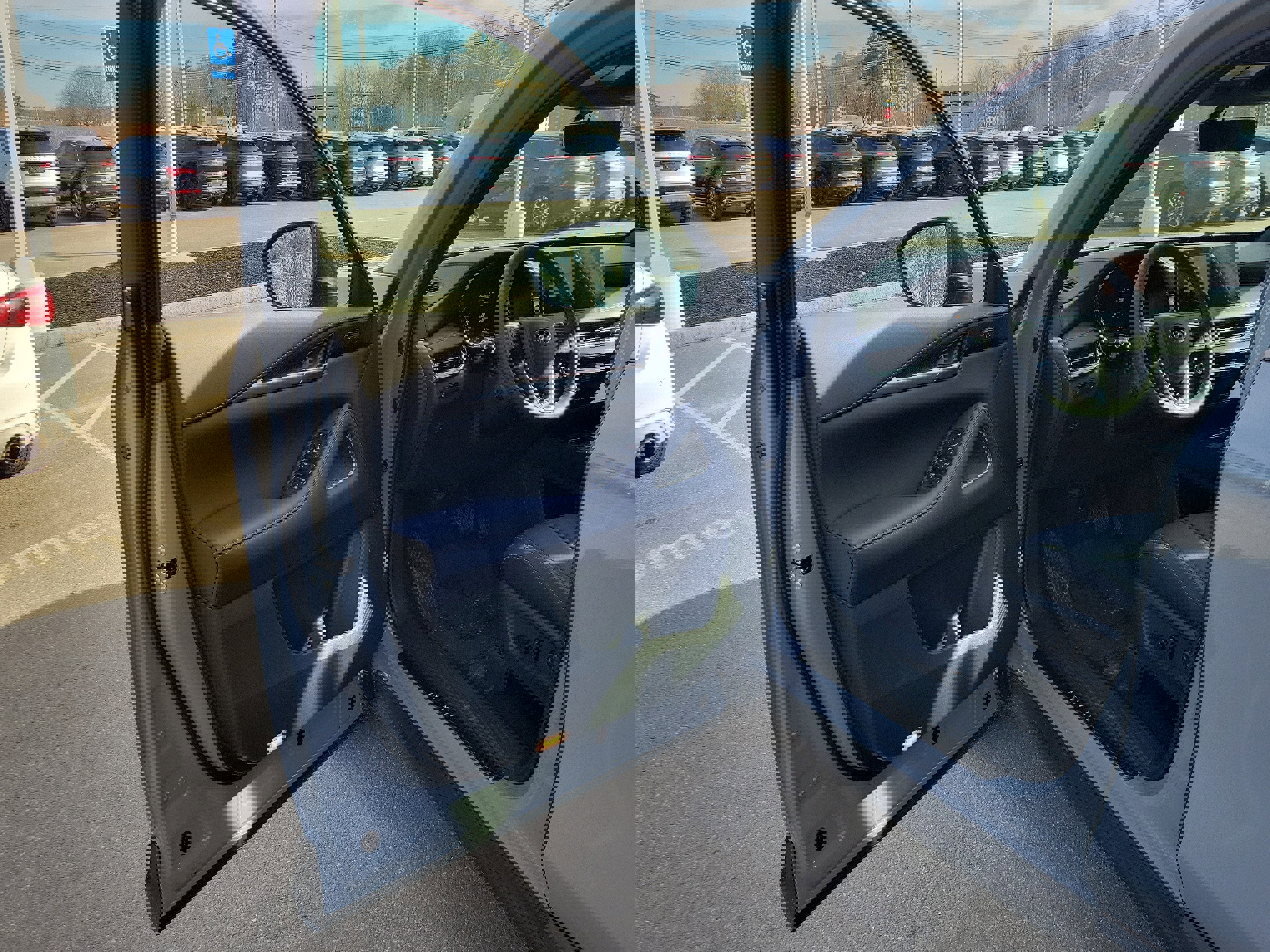 New 2026 INFINITI QX60 Sport w/ Dark Cargo Package image 17