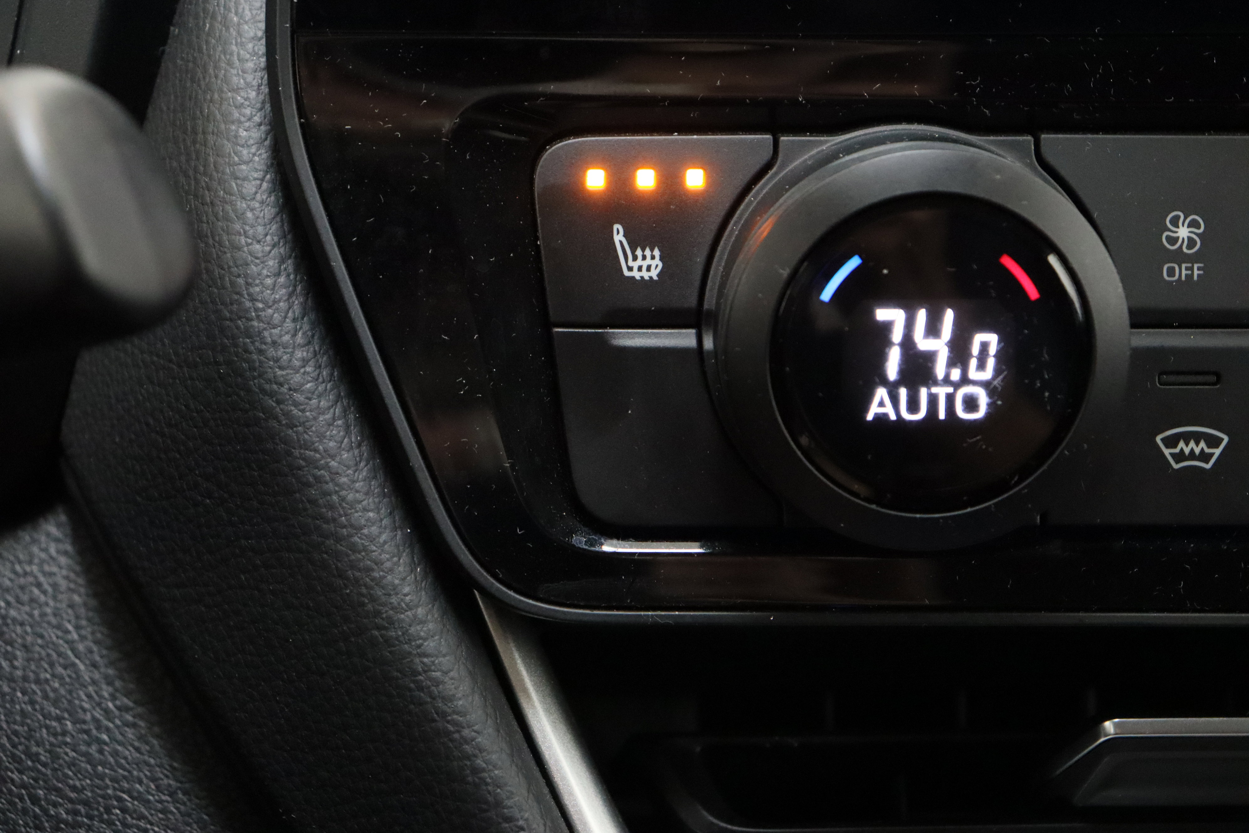 Certified 2025 Toyota Grand Highlander FWD image 22