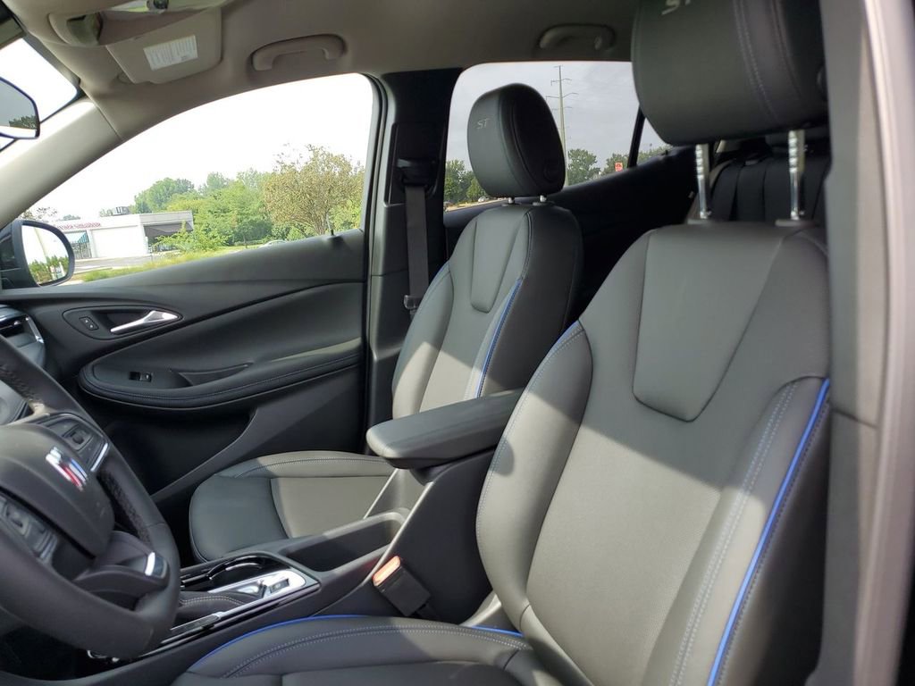 New 2025 Buick Encore GX Sport Touring w/ Comfort Package image 19