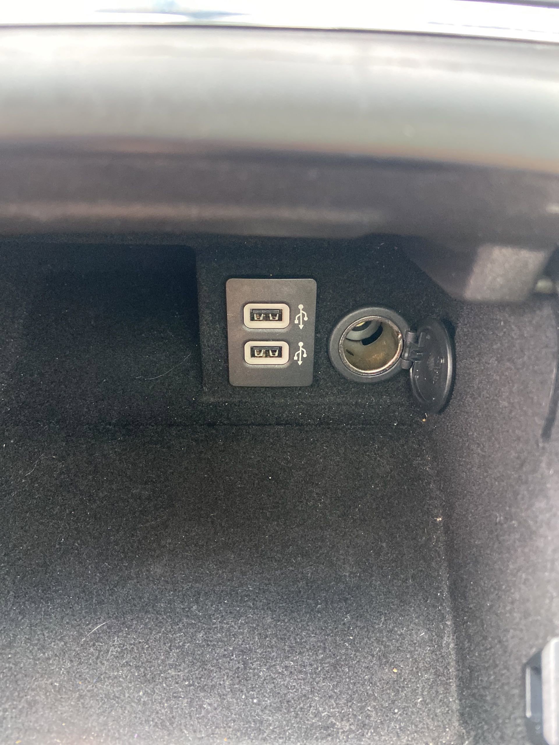 Used 2017 Lincoln Continental Select w/ Continental Climate Package image 22