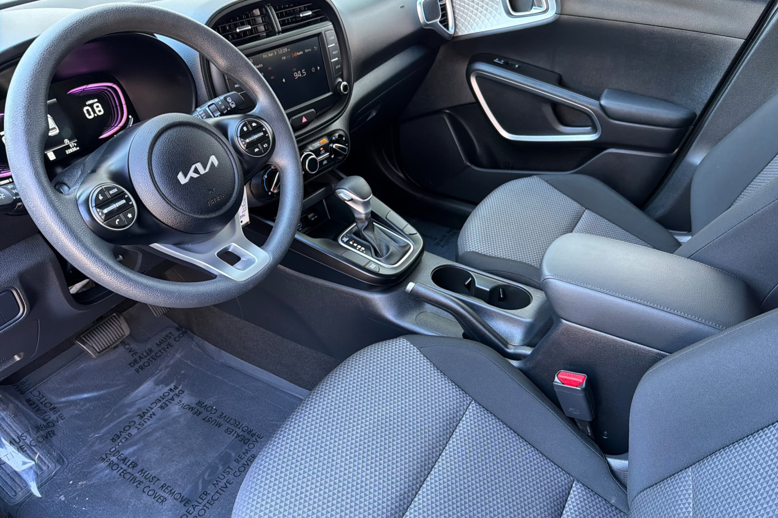 Used 2025 Kia Soul LX w/ LX Technology Package image 10