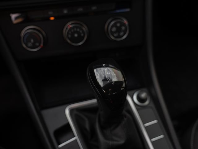 Certified 2022 Volkswagen Jetta Sport image 26