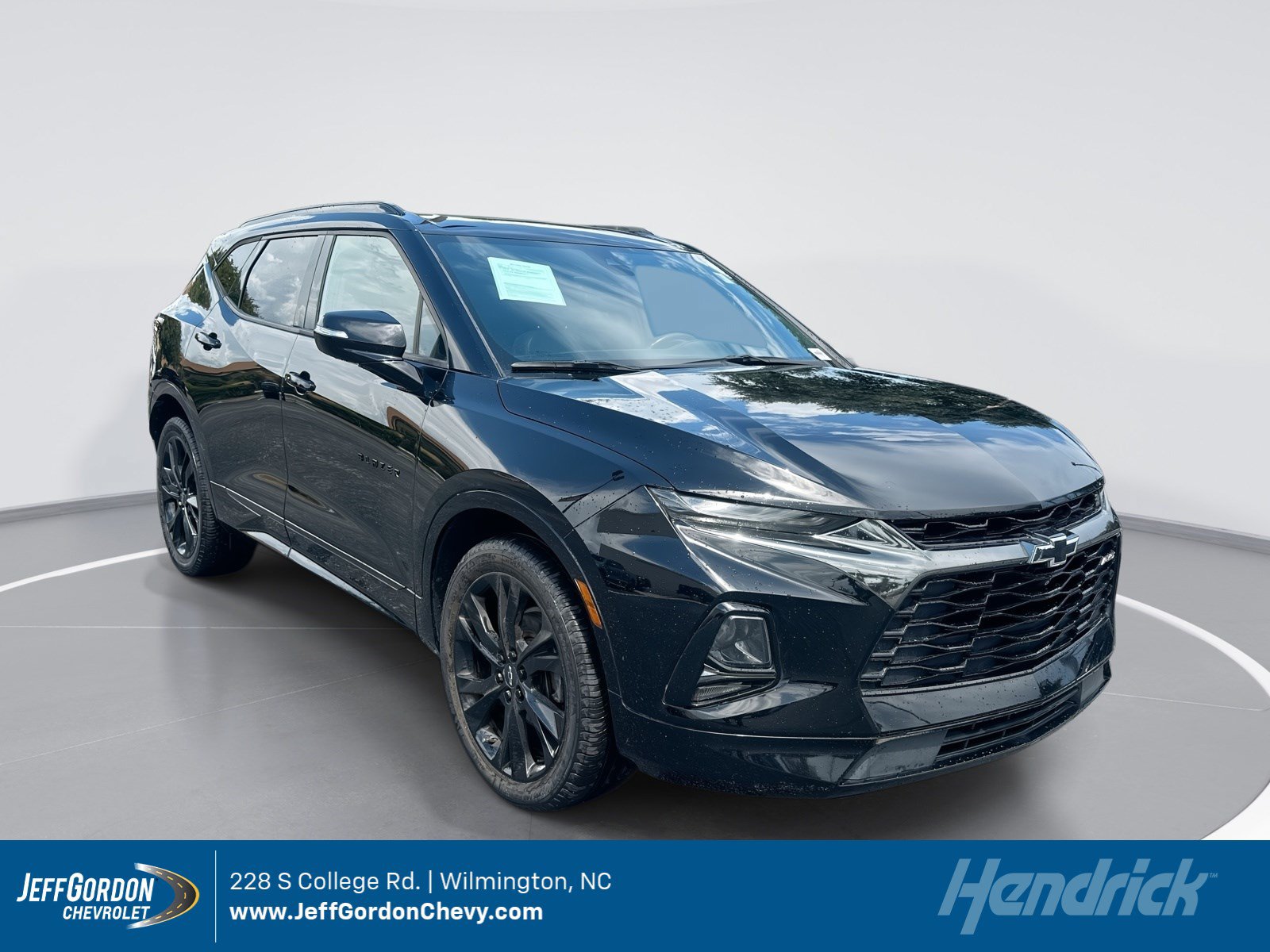 Used 2019 Chevrolet Blazer RS FWD image 1