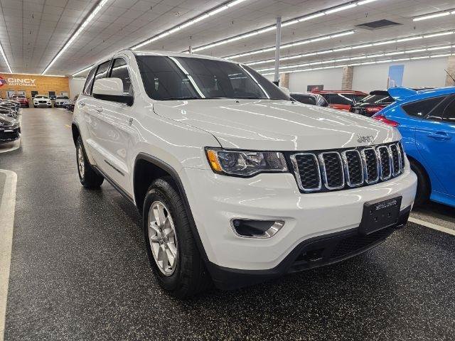 Used 2020 Jeep Grand Cherokee Laredo AWD/4WD image 4