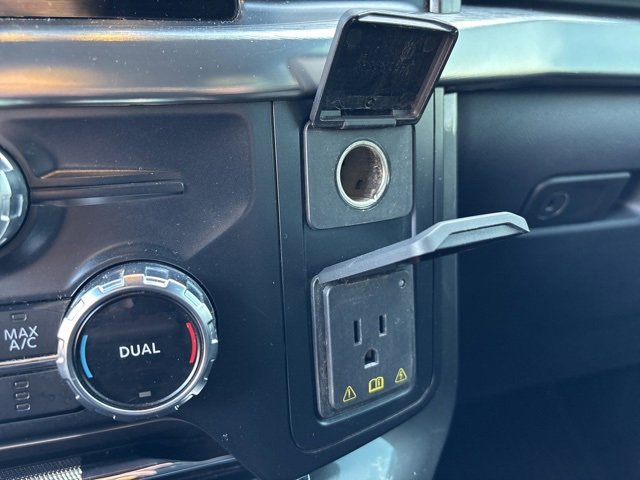 Used 2023 Ford F150 Lariat image 28