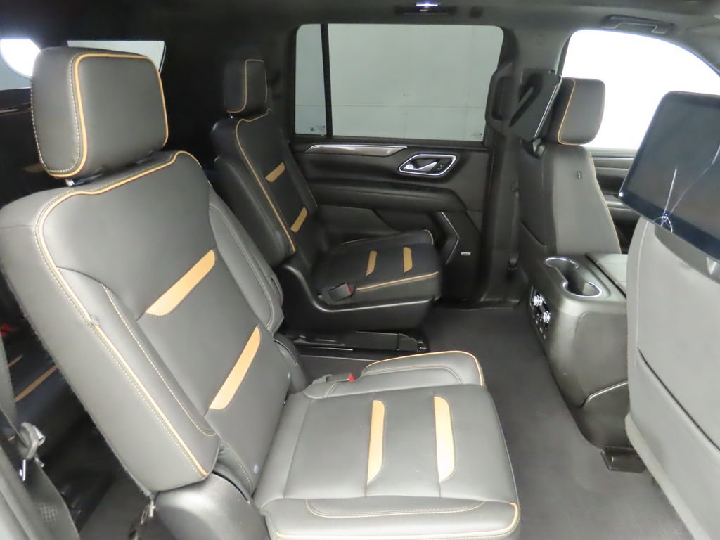 Used 2023 GMC Yukon XL AT4 w/ AT4 Premium Plus Package image 23