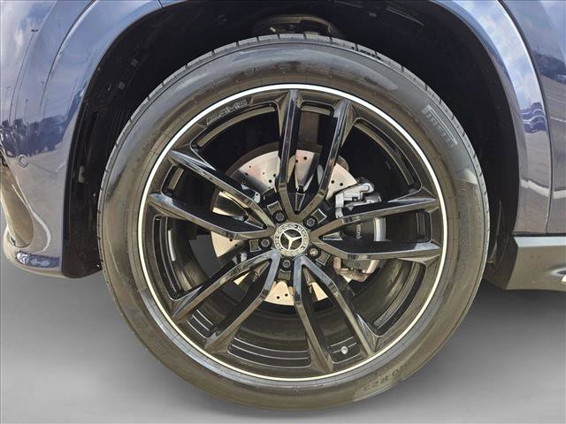 Used 2025 Mercedes-Benz GLS 580 4MATIC image 25