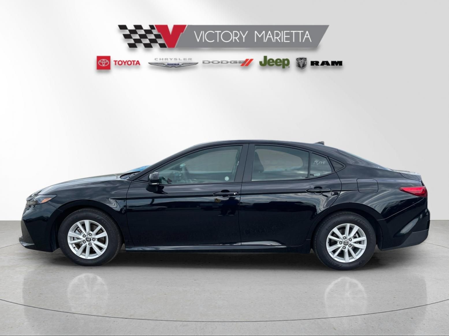 Used 2026 Toyota Camry LE FWD image 2