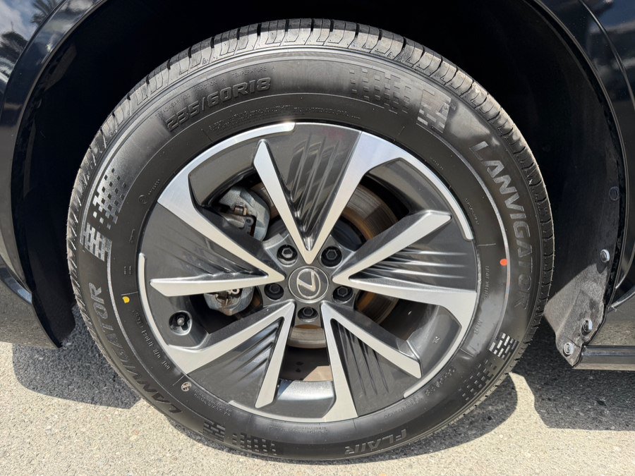 Used 2024 Lexus RZ 300e Premium FWD image 48
