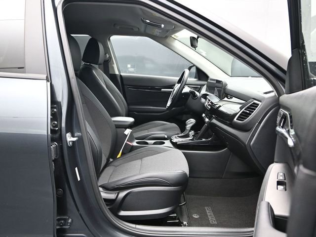 Used 2025 Kia Seltos S FWD image 7