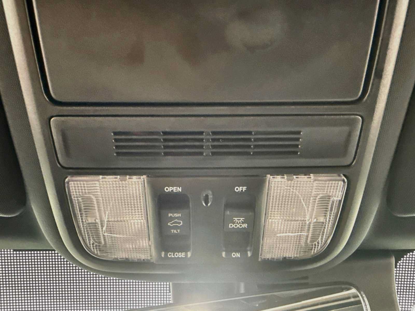 Used 2023 Honda Passport EX-L image 14