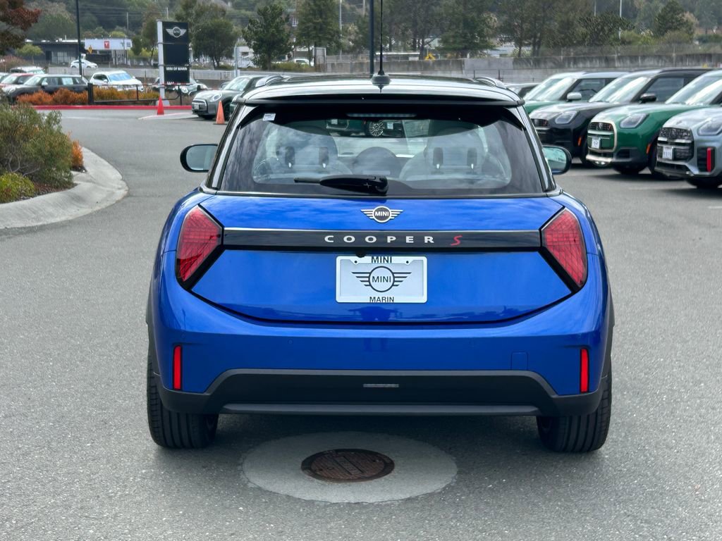 New 2026 MINI Cooper S image 4