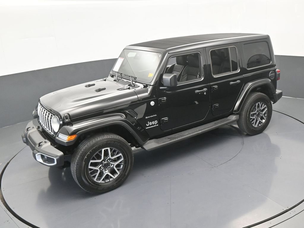 Used 2024 Jeep Wrangler Sahara image 42