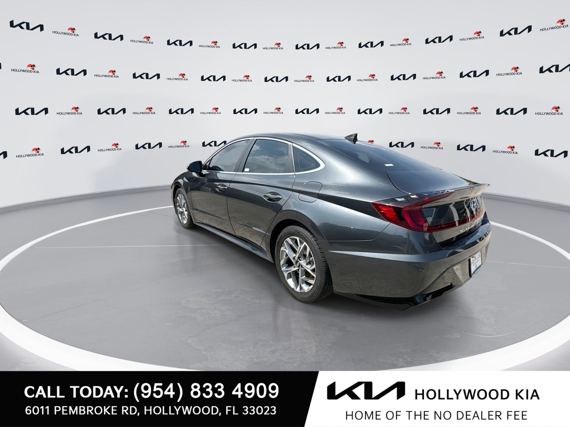 Used 2023 Hyundai Sonata SEL w/ Convenience Package FWD image 6