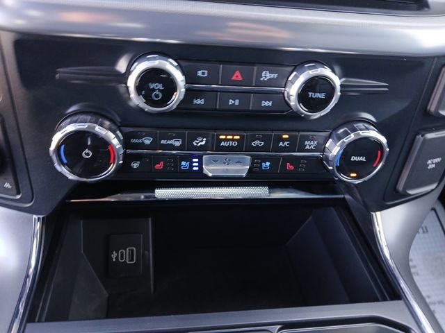 Used 2025 Ford F150 Lariat w/ Equipment Group 501A Mid image 21