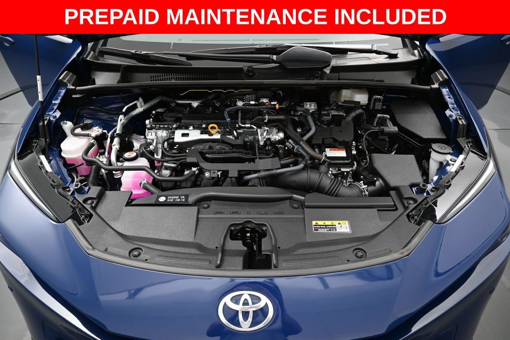 Certified 2025 Toyota Prius LE FWD image 32