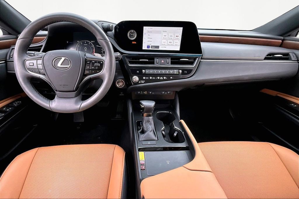 Used 2024 Lexus ES 350 w/ Premium Package image 8