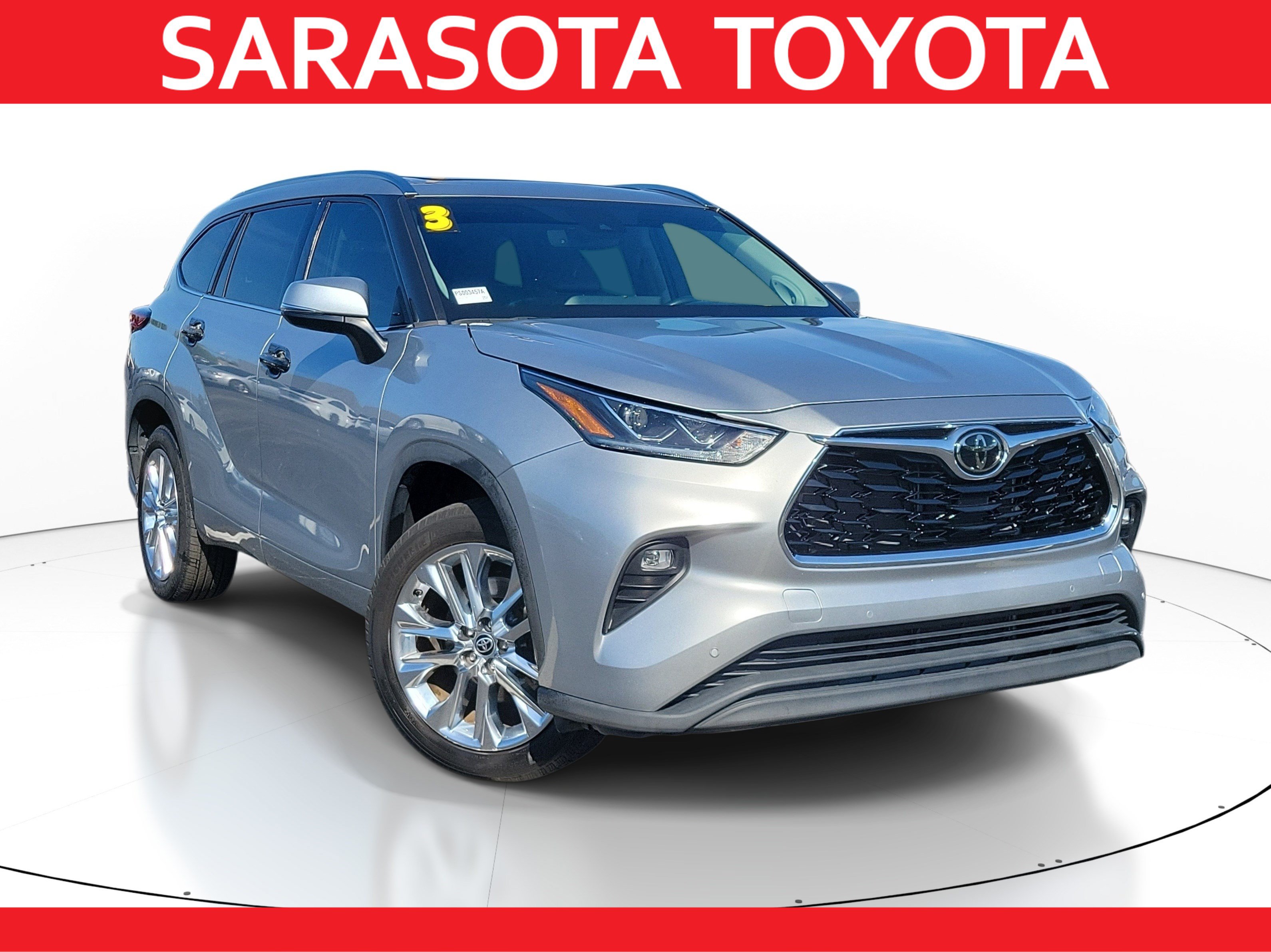 Used 2023 Toyota Highlander Limited
