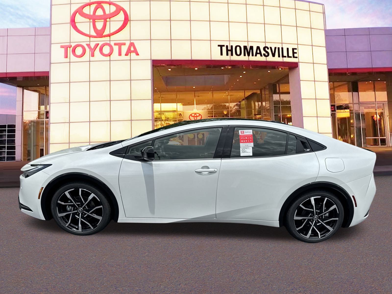 New 2025 Toyota Prius Plug-In Hybrid FWD image 8