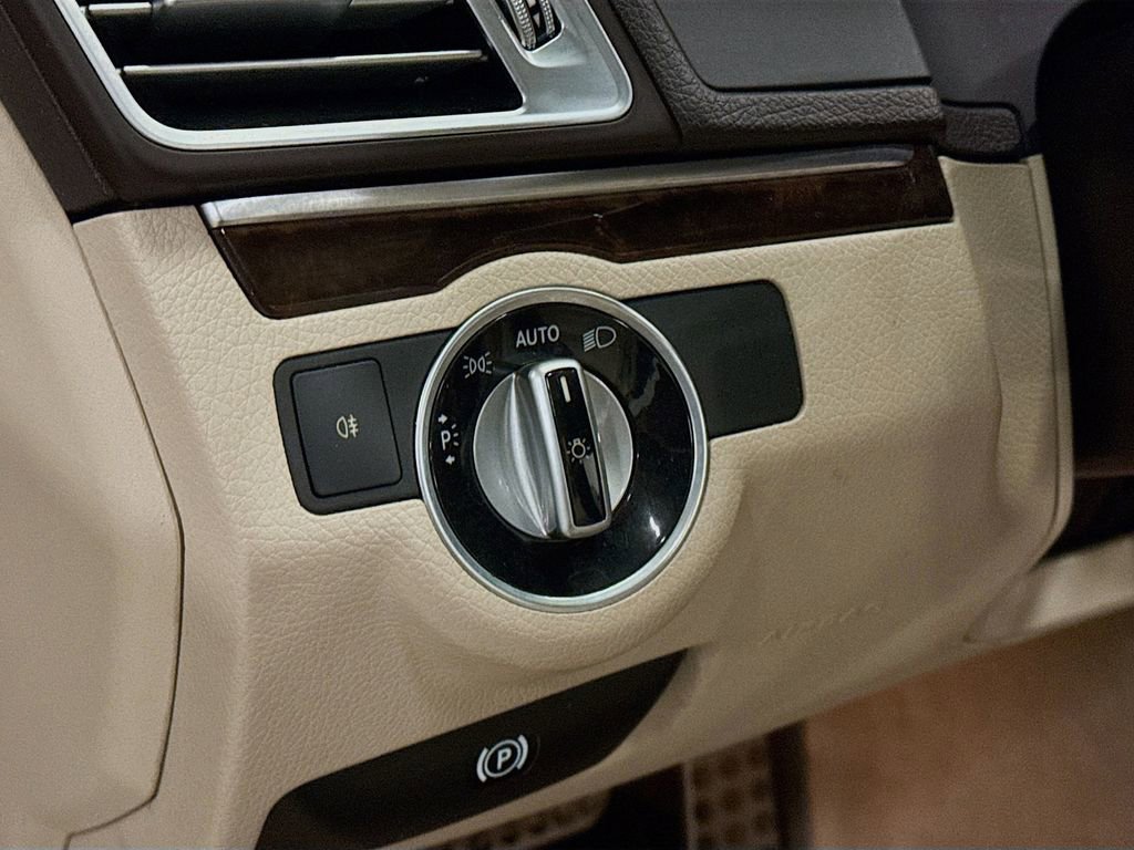 Used 2015 Mercedes-Benz E 400 Cabriolet image 12
