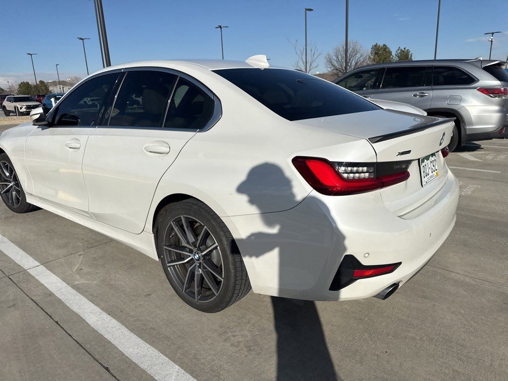 Used 2019 BMW 330i xDrive Sedan w/ Premium Package image 7
