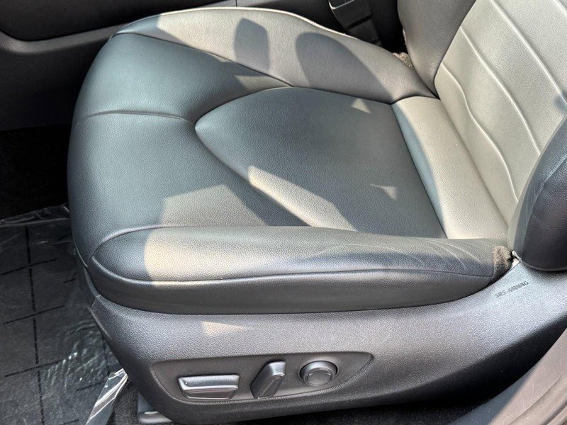 Certified 2024 Toyota Highlander XLE image 23