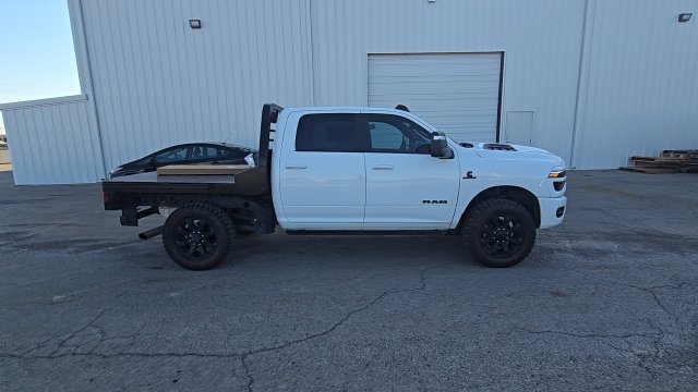 Used 2025 RAM 2500 Laramie AWD/4WD image 5